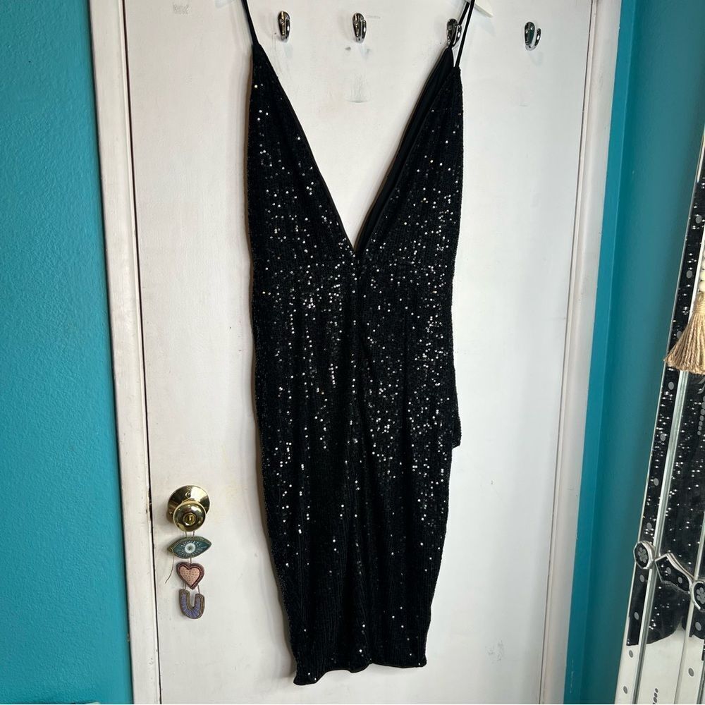 Pretty Little Things Sequence Midi Deep V Neck Co… - image 2